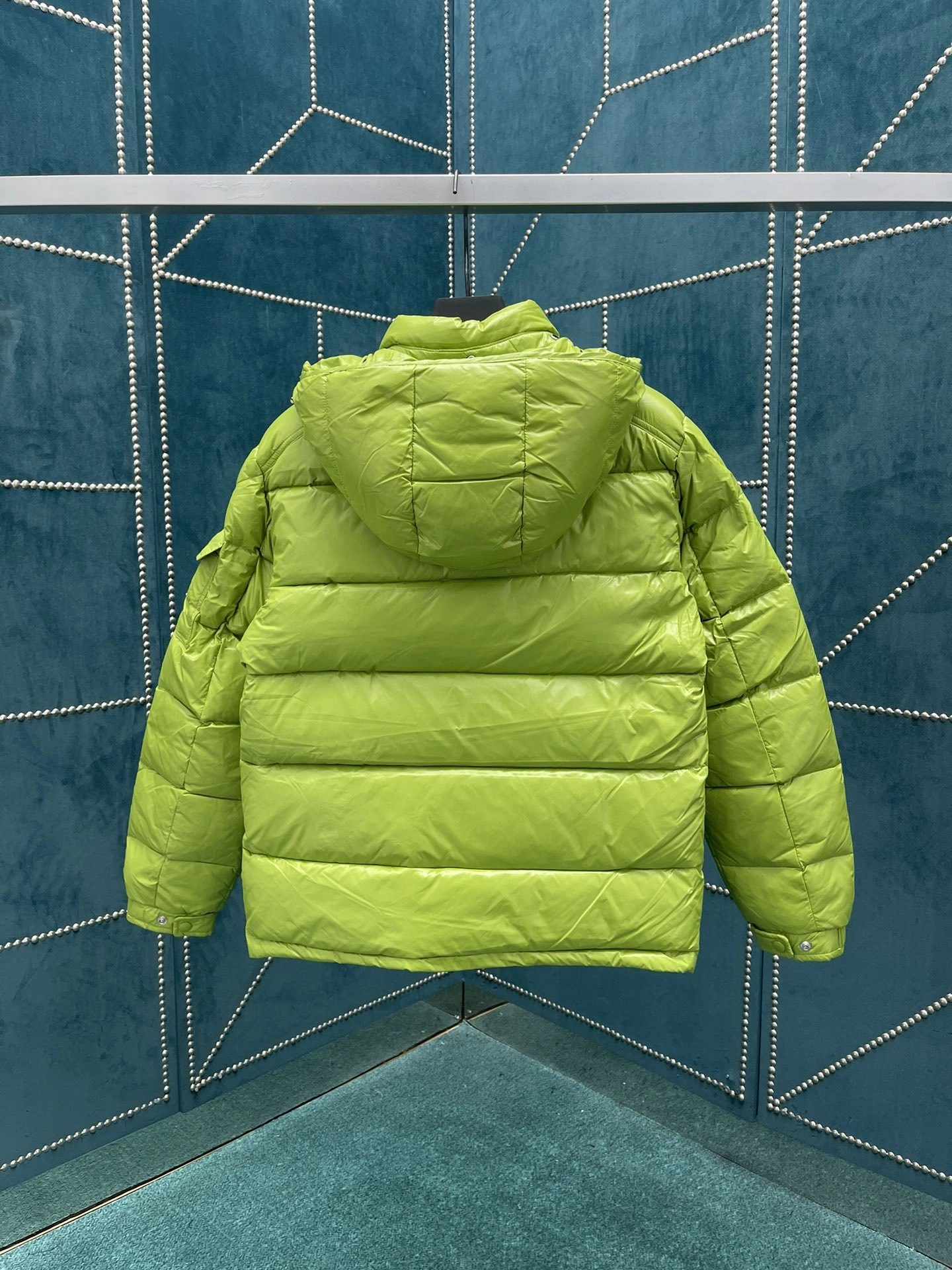 wg.luxury- 7o9385r Down Jacket oversized 2colour item:D-F409J1939-2